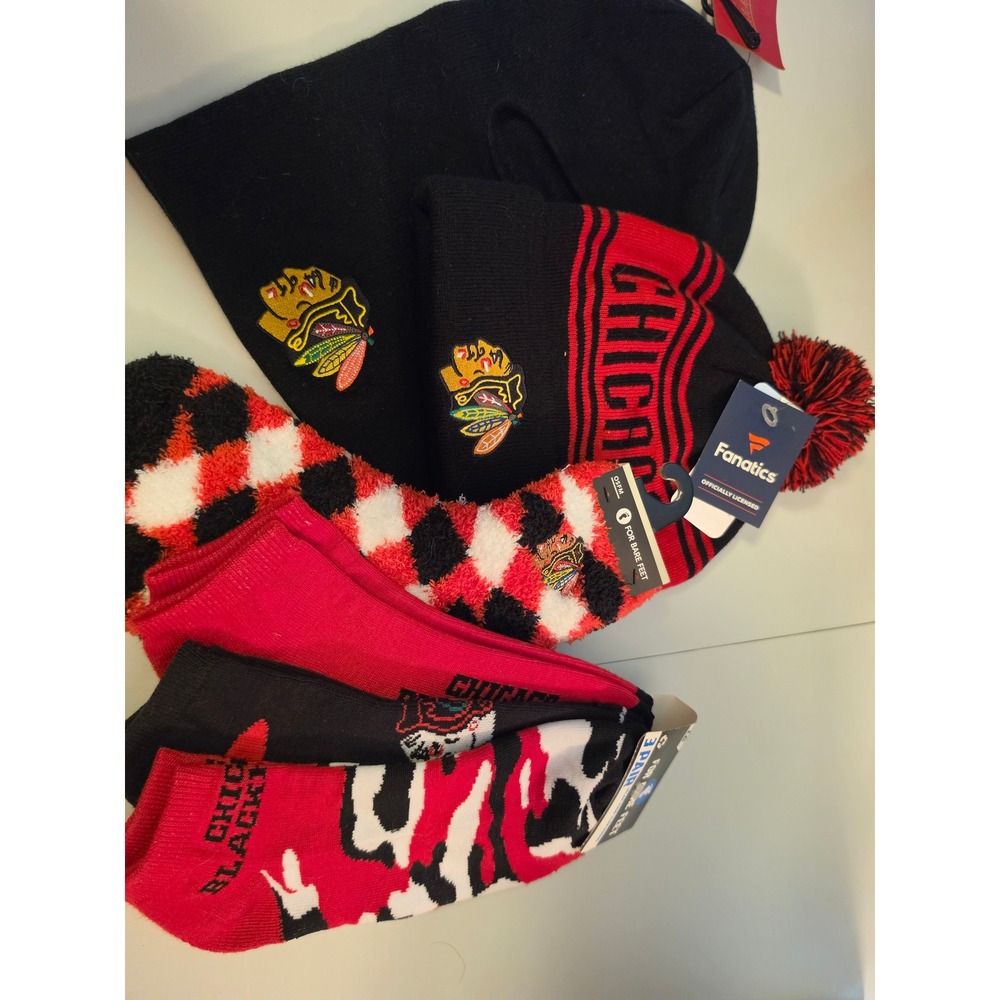 Chicago Blackhawks‎ Fanatics Beanie Mitchell & Ness Balaclava Socks Bundle NWT